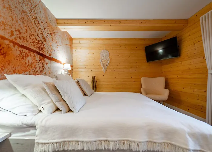 Rychwaldowka Blisko Jeziora Zywieckiego Rychwald