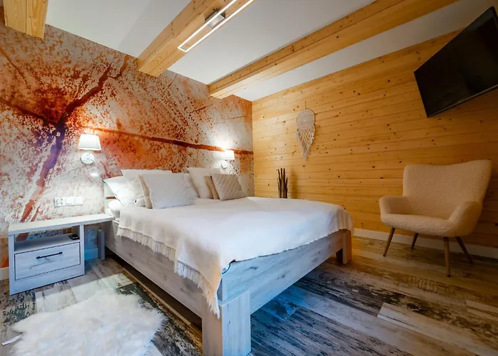 Rychwaldowka Blisko Jeziora Zywieckiego Rychwald